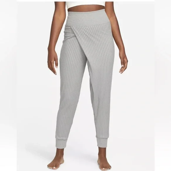 Nike Yoga green ribbed crossover jogger sweatpants size M - Picture 2 of 8